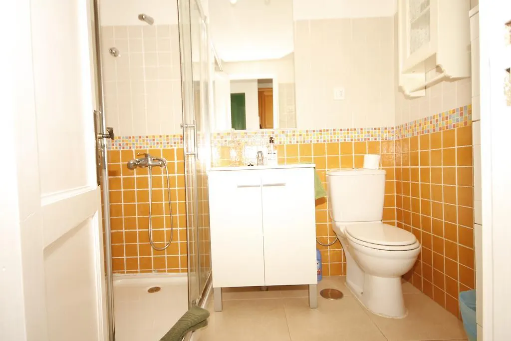 Dunia IV Apartment