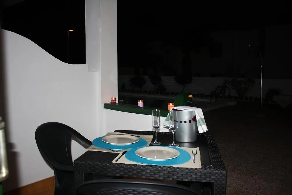 Dunia IV 0*, Puerto del Carmen (Lanzarote)